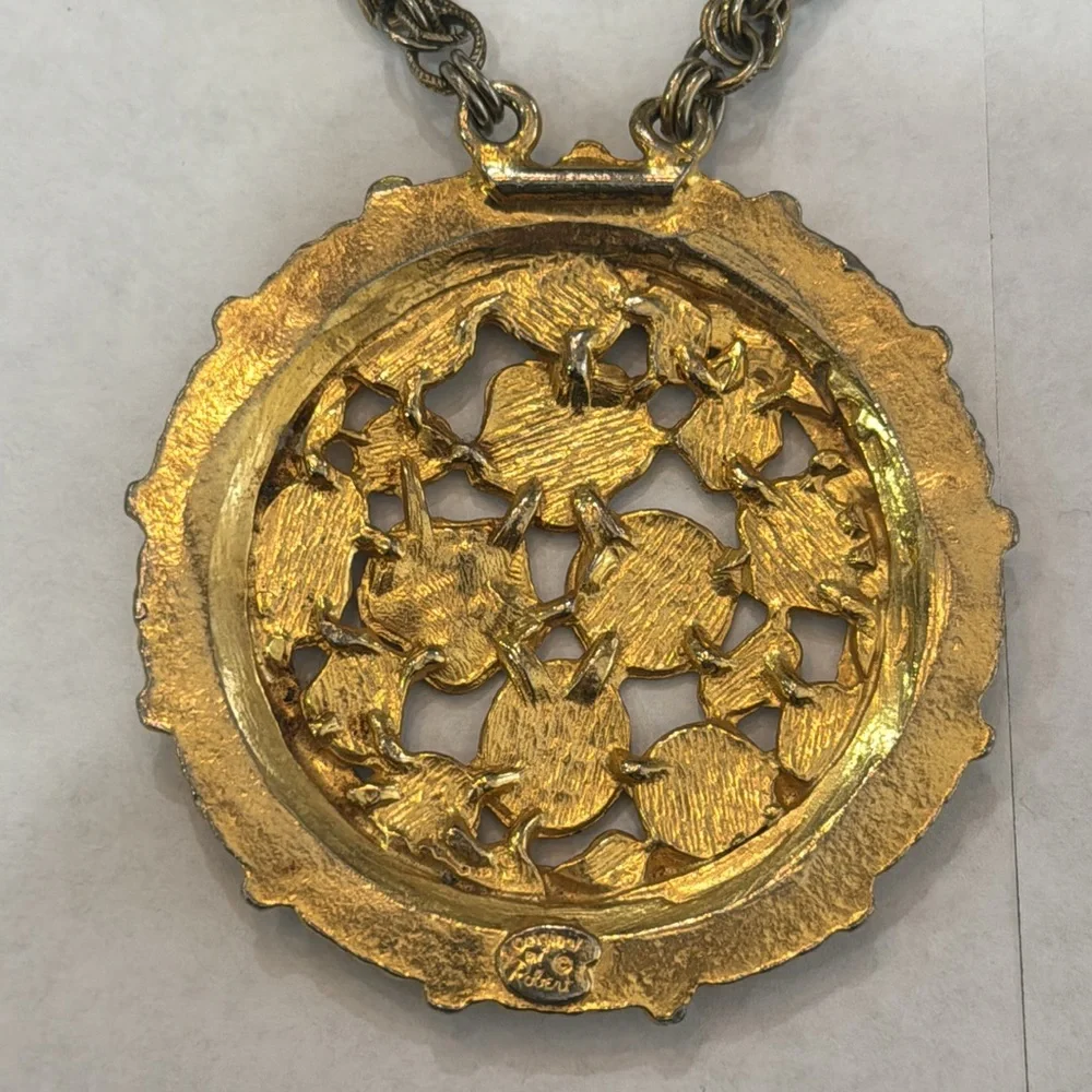 💗ORIGINAL BY‎ ROBERT LARGE GOLD PENDANT  WHITE ENAMEL LONG BYZANTINE ROPE CHAIN